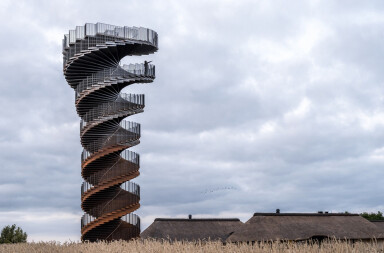 10 sculptural watchtowers that provide a new way of seeing the world